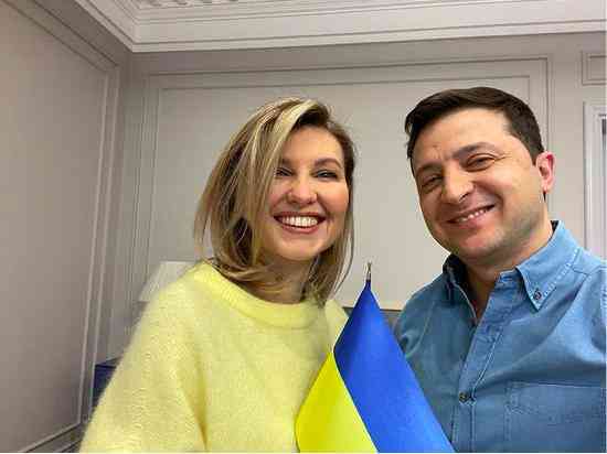 Người vợ xinh đẹp, kín tiếng của Tổng thống Ukraine Zelensky - 3