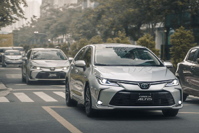 Toyota Corolla Altis 2022 lộ thêm ảnh thực tế trước giờ G - 5
