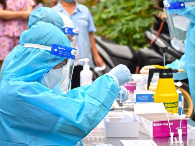 Đại diện WHO tại Việt Nam: Số ca mắc tăng nhanh, đại dịch COVID-19 chưa kết thúc - 1