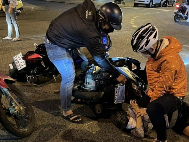 Pháp luật - Trong đêm, 2 nhóm thanh niên cầm "dao phóng lợn" hỗn chiến trên phố Đà Nẵng