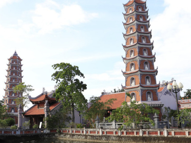 Du lịch - Vẻ đẹp ngôi cổ tự được cho là một trong những chùa cổ nhất miền Trung