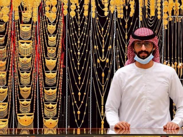 Thị trường - Tiêu dùng - Vàng bán theo cân và những cách bán vàng kì quặc nhất thế giới