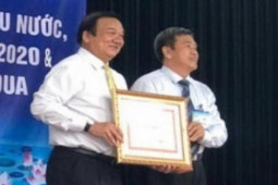 Tin tức trong ngày - TP.HCM yêu cầu làm rõ đơn tố cáo Giám đốc Sở LĐTB&XH "ăn chặn" tiền hỗ trợ