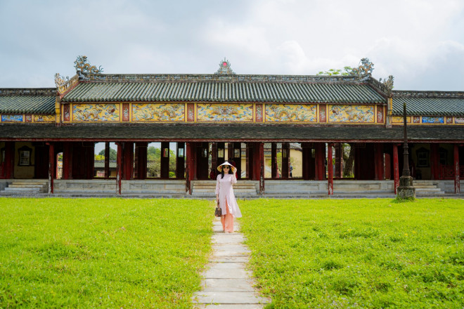 Còn gì tuyệt hơn khi vừa thướt tha áo dài cùng miễn phí khám phá di sản - 7