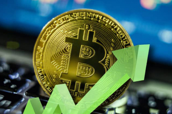 Bitcoin tăng mạnh, vượt 40.000 USD