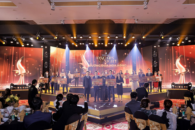 Vinhomes Oscars Night vinh danh những đại lý bất động sản xuất sắc nhất khu vực Hà Nội - 3