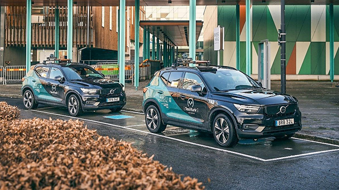 Volvo công bố và thử nghiệm công nghệ sạc không dây cho xe điện - 1