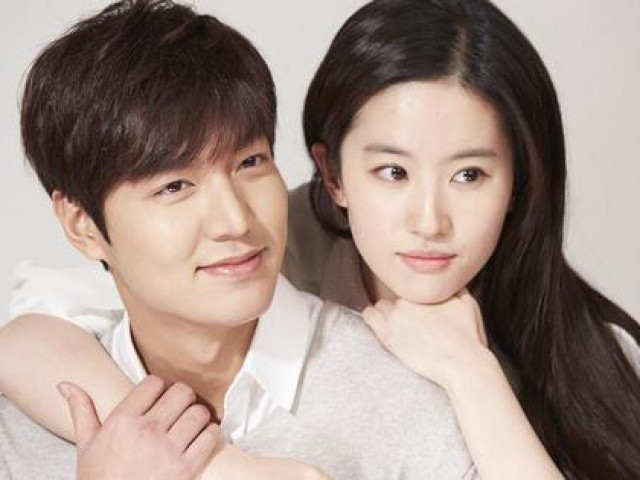 Đời sống Showbiz - Bộ ảnh tình nhân của Lee Min Ho và Lưu Diệc Phi bất ngờ gây 'sốt' trở lại