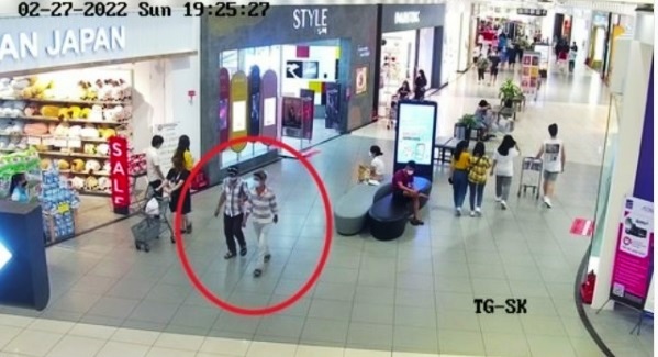 Vào trung tâm thương mại Aeon Mall Tân Phú trộm xe SH, 2 đối tượng ...