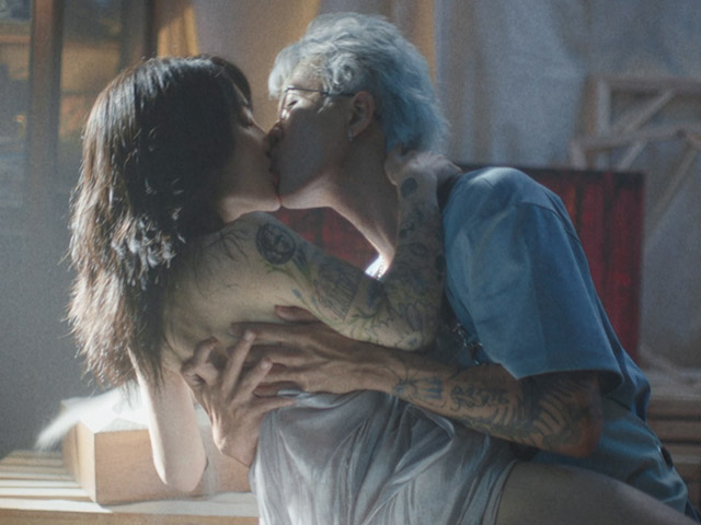 Ca nhạc - MTV - Du Uyên táo bạo đóng MV mới "Duyên duyên số số" với bạn trai