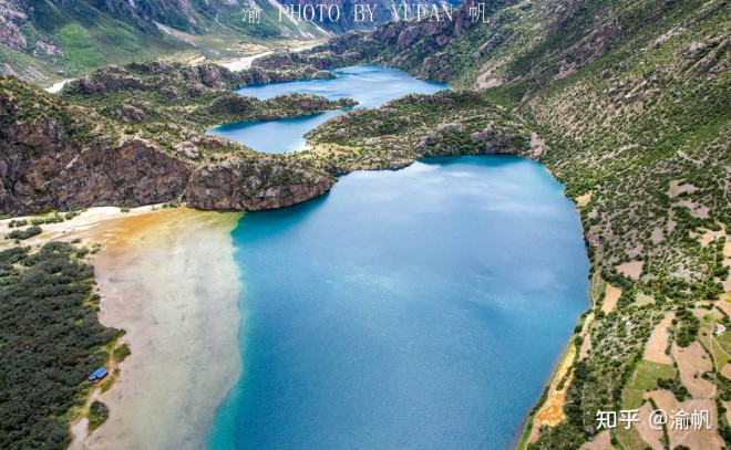 The mysterious beauty of the tricolor lake in the Tibetan plateau - 4