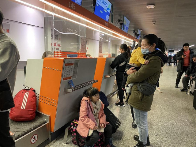 Tin tức trong ngày - Phó Thủ tướng: Kinh phí tổ chức đón người Việt từ Ukraina về nước phải công khai