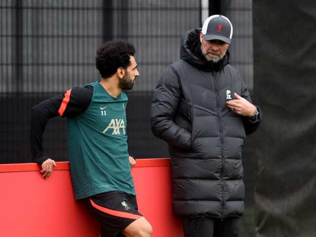 Bóng đá - HLV Klopp tuyên bố về tương lai Salah ở Liverpool, bị "siêu cò" phản ứng lạ