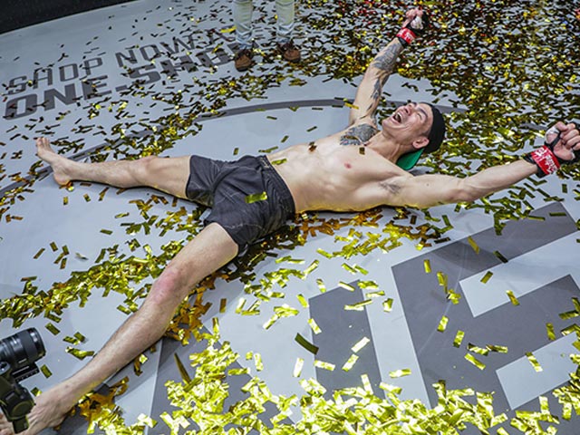 Thành Lê nhận hơn 1 tỷ đồng sau cú knock-out “điện xẹt”, muốn đấu ngay trận khác