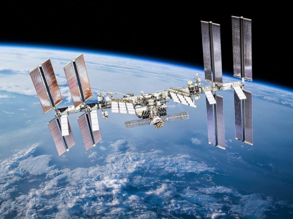 Nga cảnh báo trạm vũ trụ ISS rơi xuống Trái đất nếu phương Tây tiếp tục trừng phạt (ảnh: SCMP)