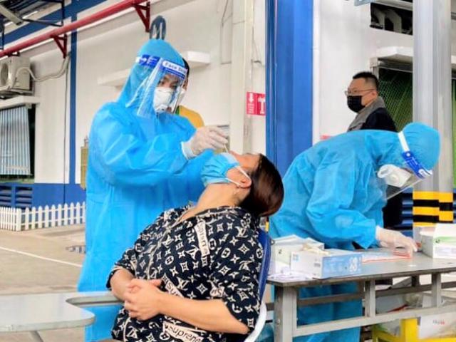 Tin tức trong ngày - Hà Nội thêm 29.269 ca mắc COVID-19 ngày 13/3