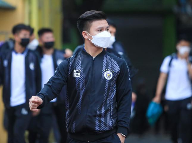Quang Hải bỏ lỡ giai đoạn đầu mùa V.League 2022 vì chấn thương. Ảnh: Hà Nội FC