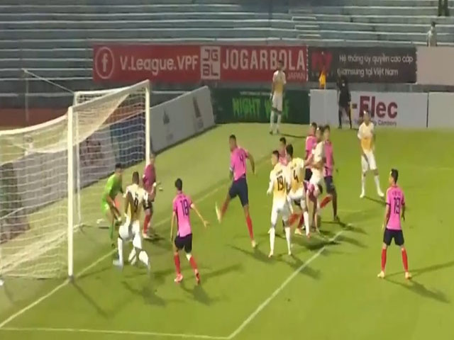 Bóng đá - Video bóng đá Hà Tĩnh - Bình Định: Đại tiệc 4 bàn, "PSG Việt Nam" dương oai (Vòng 4 V-League)