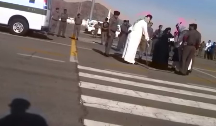 Một vụ chặt đầu công khai ở Ả Rập Saudi.