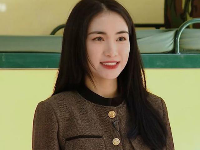 Sao Việt - Hòa Minzy bị phê bình vì một câu nói bất cẩn trên sóng truyền hình
