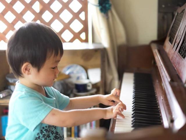 Giáo dục - du học - Trước 6 tuổi, cha mẹ cần làm 5 điều này để đặt nền móng vững chắc cho con mình ngay từ đầu