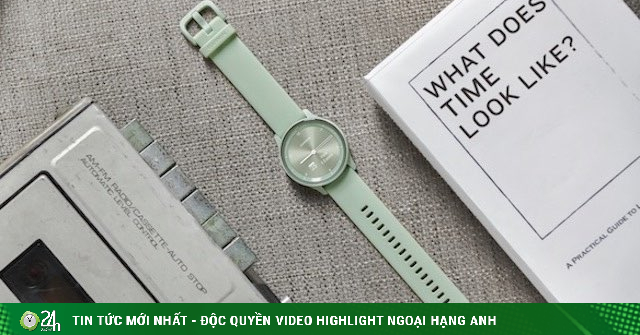 Garmin introduces smartwatch hybrid between analog watch and hidden touchscreen-Hi-tech Fashion