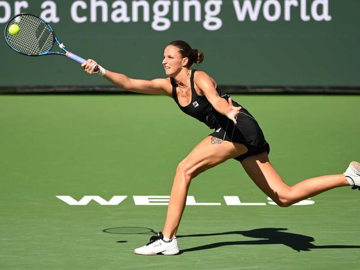Tennis beauty "falling"  from Indian Wells, burst into tears of regret - 1
