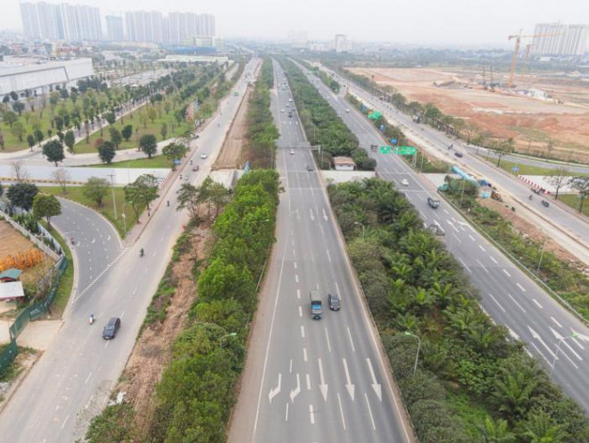 Dự án đầu tư mở rộng đường gom Đại lộ Thăng Long đoạn từ cầu vượt Phú Đô đến đường Lê Trọng Tấn (Vành đai 3,5) có tổng mức đầu tư hơn 163 tỷ đồng đang được nhà thầu triển khai thi công.