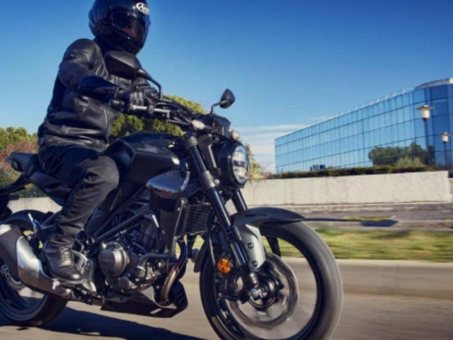 Xe máy - Xe đạp - Những nâng cấp đáng tiền trên Honda CB300R 2022