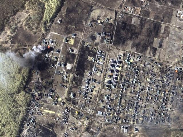 Thế giới - Xung đột Nga - Ukraine: Kiev hứng không kích, Mariupol báo "tin vui"