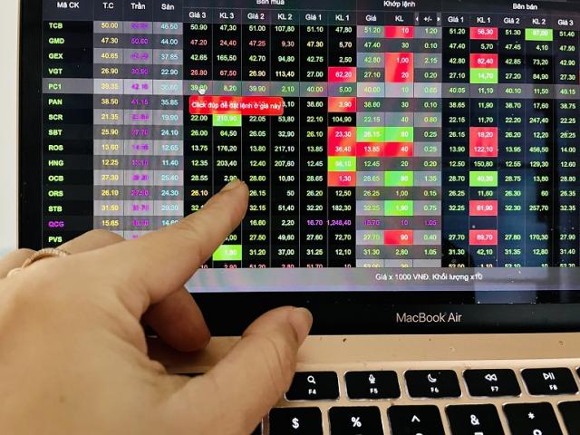 Kinh doanh - Nhiều hy vọng kiếm ra tiền từ "sân chơi nóng"