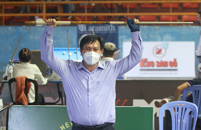 Spectacular electrician won the toughest billiards tournament in Vietnam - 1