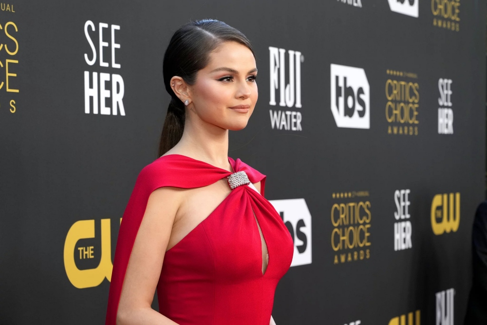 Selena Gomez five times had a problem of blushing because of her 