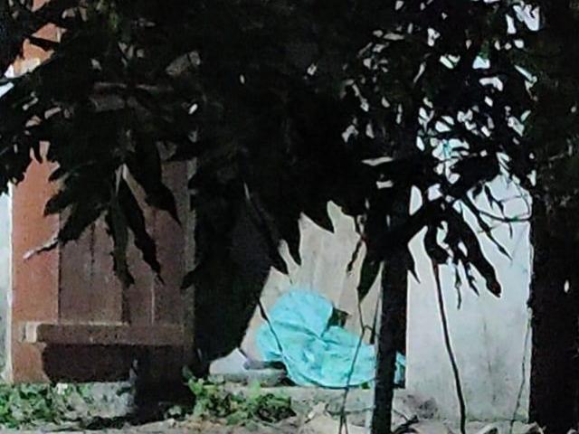 Pháp luật - Phát hiện thi thể một phụ nữ trong phòng tắm bị buộc dây khoá trái