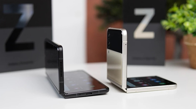 Galaxy Z Fold 3&nbsp;và Galaxy Z Flip 3.