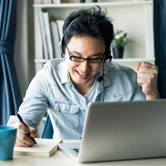 Viên cốt gà BRAND'S - cung cấp năng lượng cho ngày dài làm việc hiệu quả.