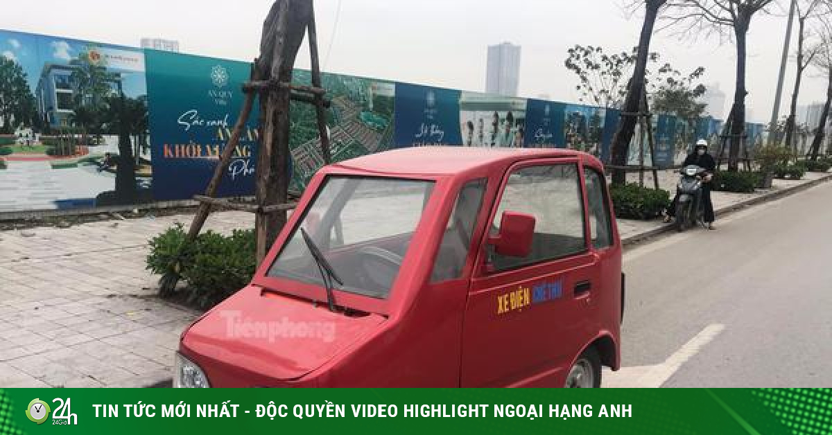 A man over 70 years old makes his own electric car in Hanoi