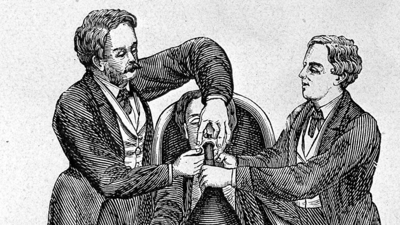 Who discovered the first anesthetic, helping humanity get rid of the fear of surgery?  - 4