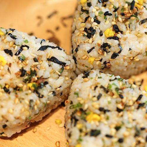 Busy mom tries to make this super easy rice ball dish, kids love it - 2