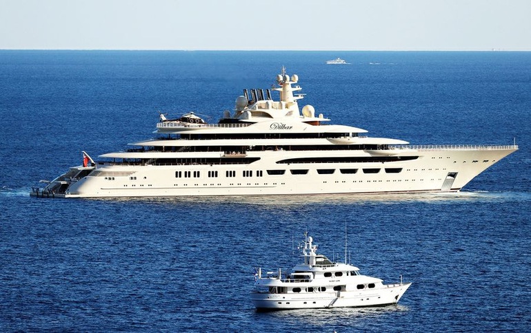 Siêu du thuyền Dilbar trị giá hơn 600 triệu USD của tỷ phú Nga Alisher Usmanov bị Đức tịch thu (ảnh: AP)