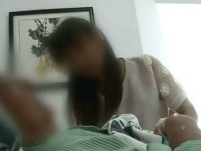 Bạn trẻ - Cuộc sống - Sống giàu có mà cô đơn, người đàn ông 77 tuổi quyết  làm điều này với cô gái kém mình 40 tuổi