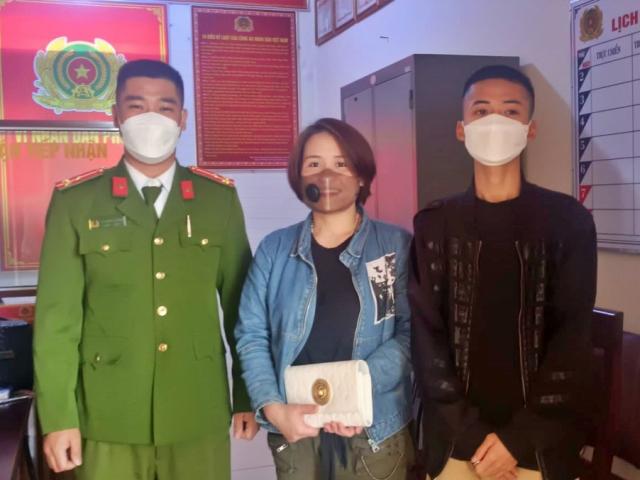 Tin tức trong ngày - Nhặt được hơn 200 triệu đồng, nam thanh niên nhờ công an trả lại