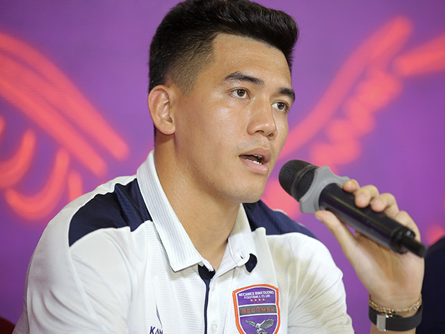 Nguyễn Tiến Linh quyết đua “Vua phá lưới” V-League 2022