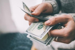 Kinh doanh - 8 lời khuyên đắt giá về tiền bạc giúp chị em ngày càng kiếm được nhiều tiền