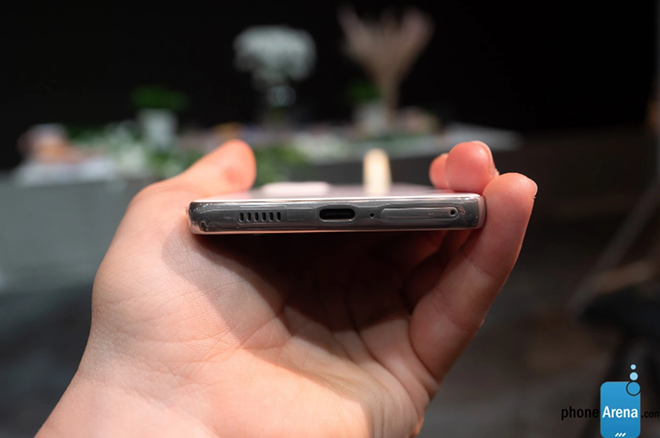 Video đập hộp Galaxy A53 5G: Bản nâng cấp đáng giá từ Galaxy A52 - 3