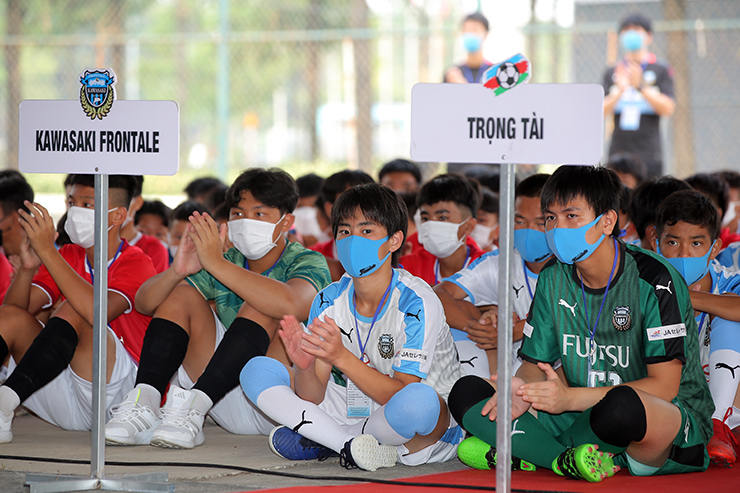 Giải bóng đá thiếu niên U13 Việt Nam - Nhật Bản lần thứ 4 có sự tham dự của 8 đội bóng.