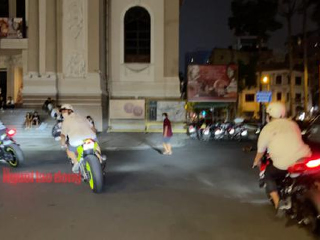 Pháp luật - CLIP: 3 “ông trời con” náo động phố đi bộ Nguyễn Huệ