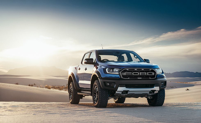 Price of Ford Ranger Raptor car rolling in March 2022 - 1