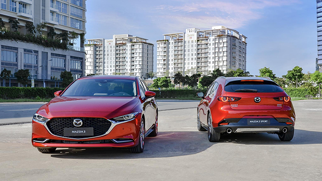 Mazda3 car price in March 2022, discount of 33 million VND and 50% off LPTB - 4