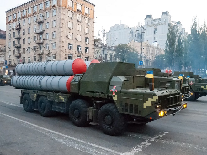 Tên lửa phòng không S-300 của quân đội Ukraine.